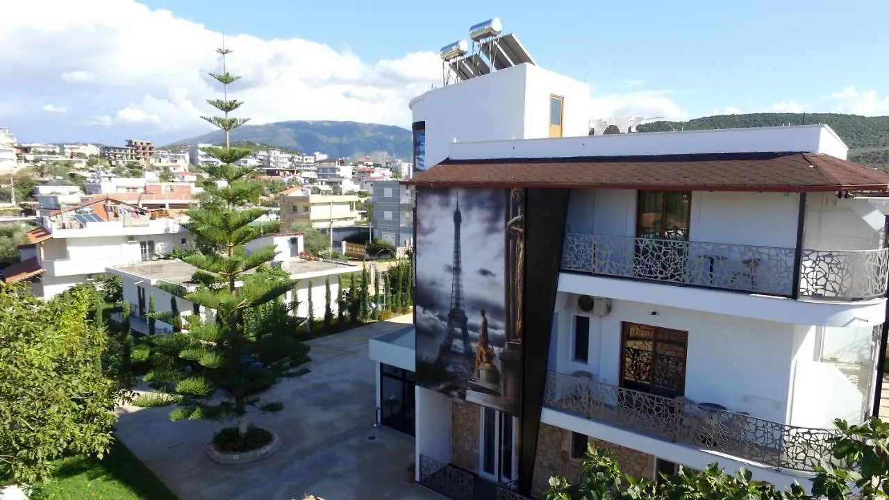 Ksamil Central Park Hotel
