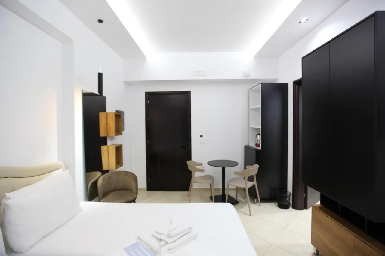 Ksamil Central Park Hotel