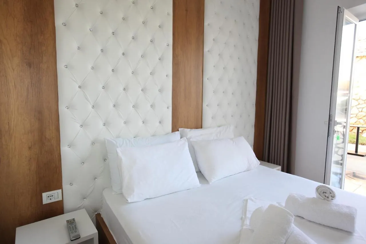 Ksamil Central Park Hotel 4*,  Albanië