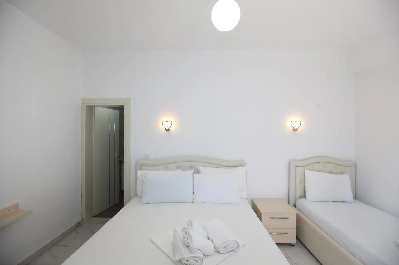 Ksamil Central Park Hotel