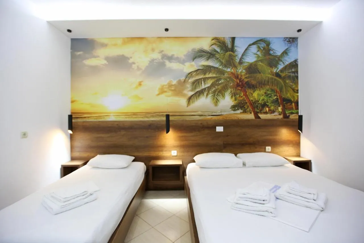 Ksamil Central Park Hotel