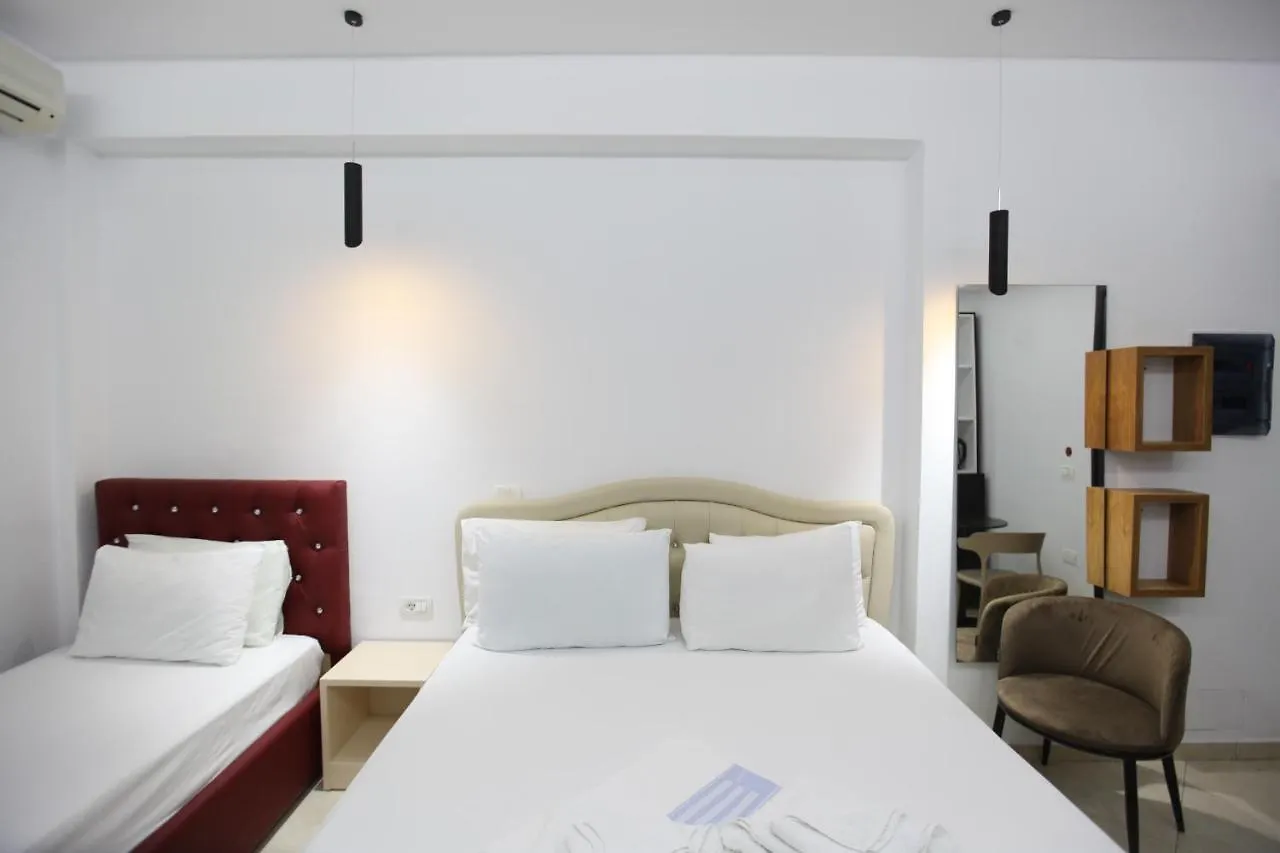 Ksamil Central Park Hotel