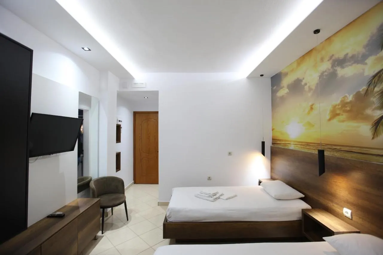 Ksamil Central Park Hotel