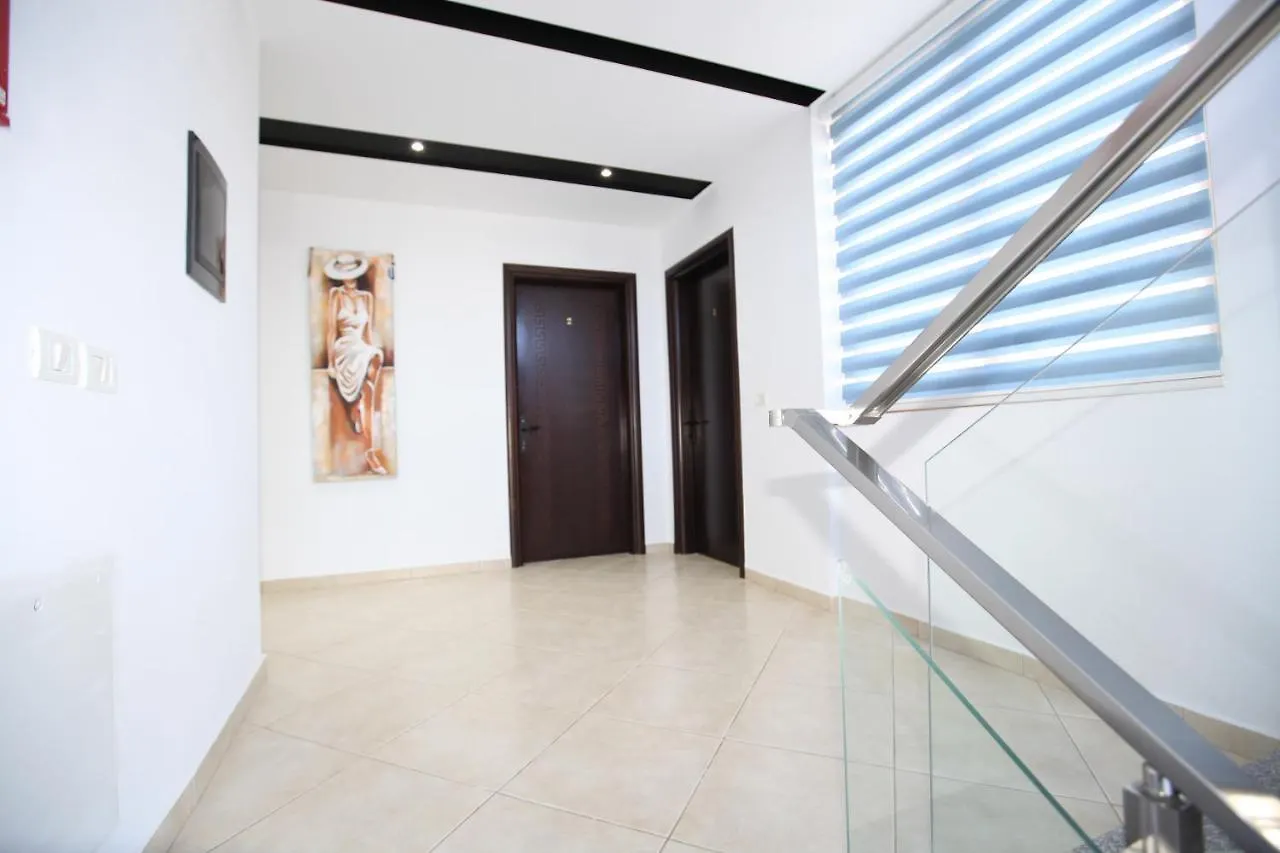 Ksamil Central Park Hotel